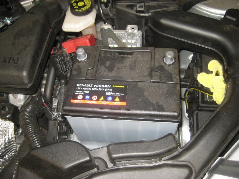 nissan rogue battery replacement cost